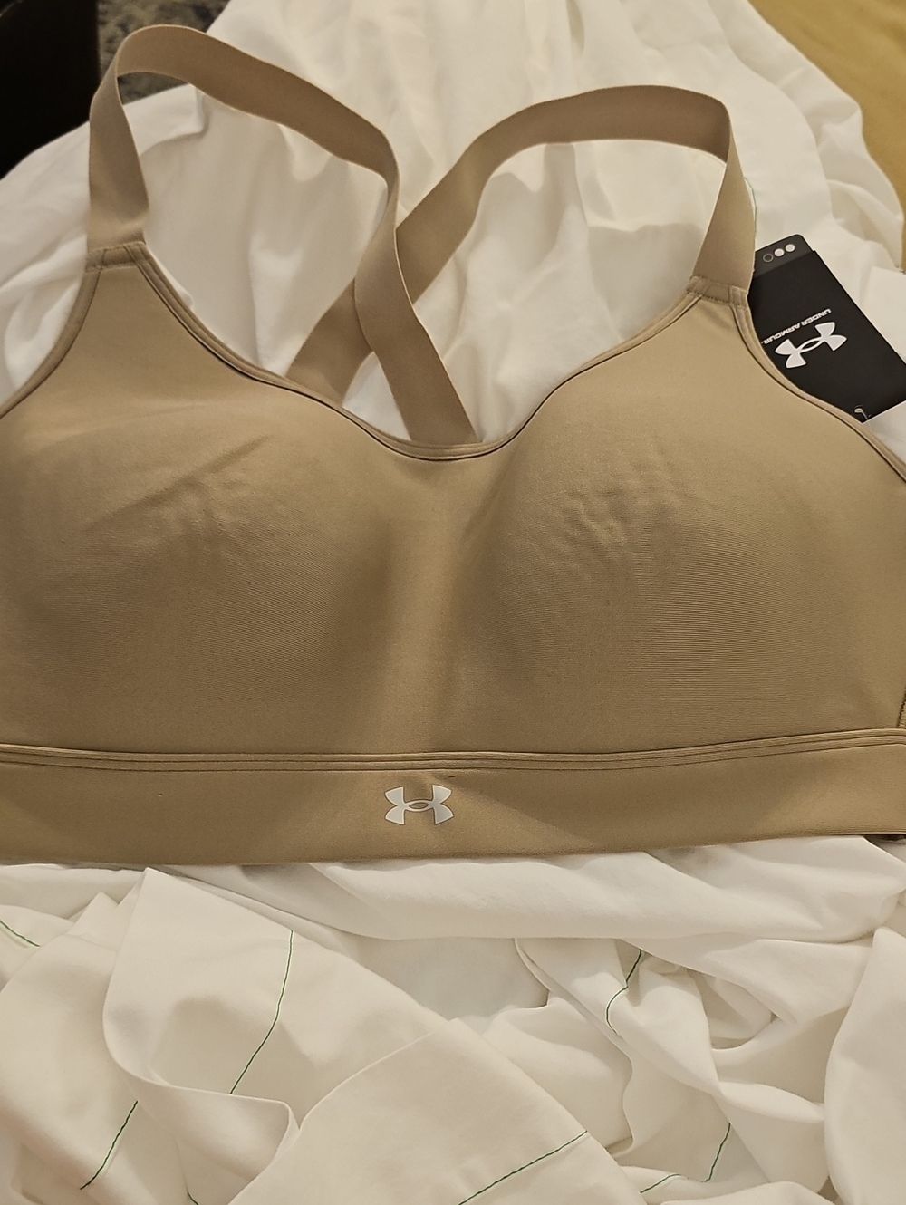 Under Armour Women's UA Continuum Medium Support Sports Bra
